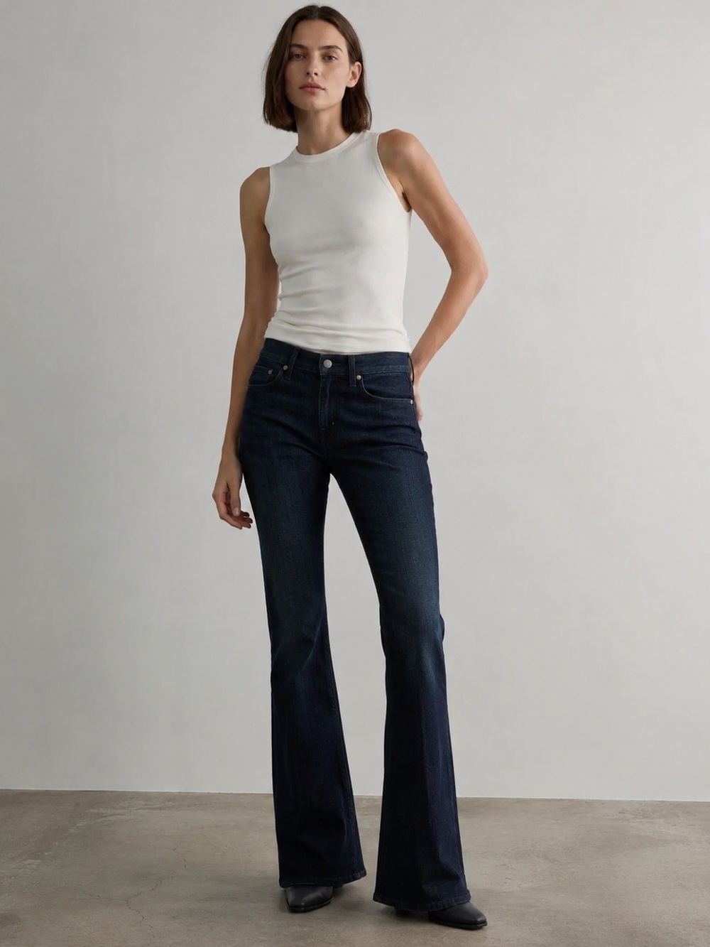 Parker Smith Becky Bootcut jeans in a classic dark wash Size 30 mid rise jeans